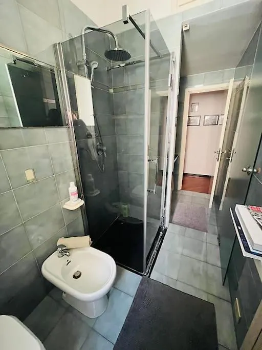 Sempione Appartamento Comfort Con Balcone A Milano