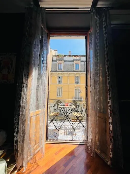 Sempione Appartamento Comfort Con Balcone A Milano location